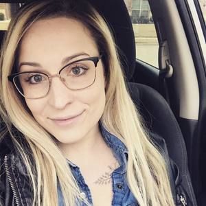 Meet your Posher, Leslee